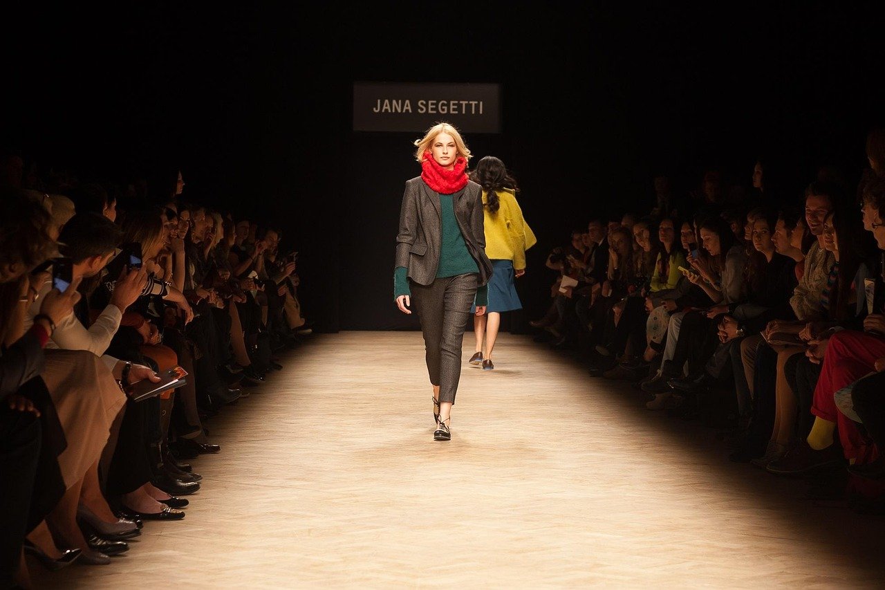 fashion, clothes, showing